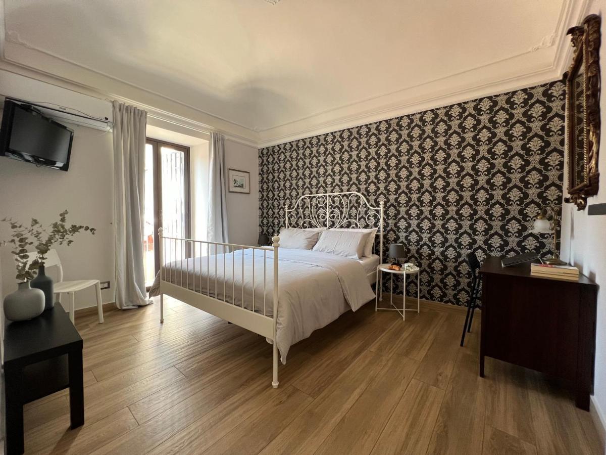 Emanuele Room Catánia Buitenkant foto